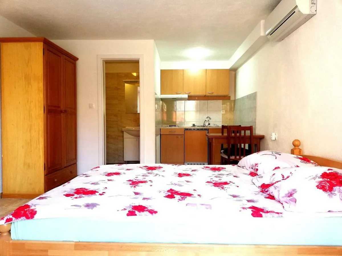 Studio Apartman Apartment Trogir