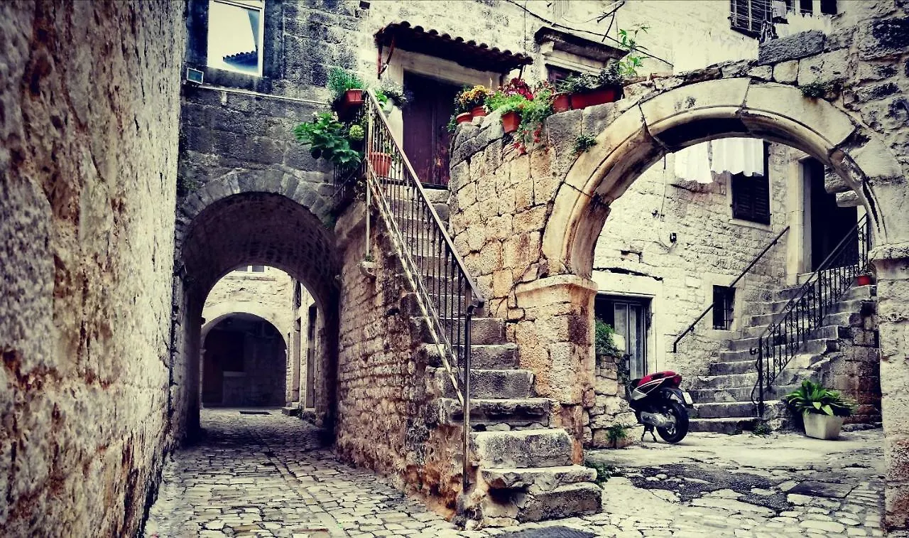 Studio Apartman Apartment Trogir